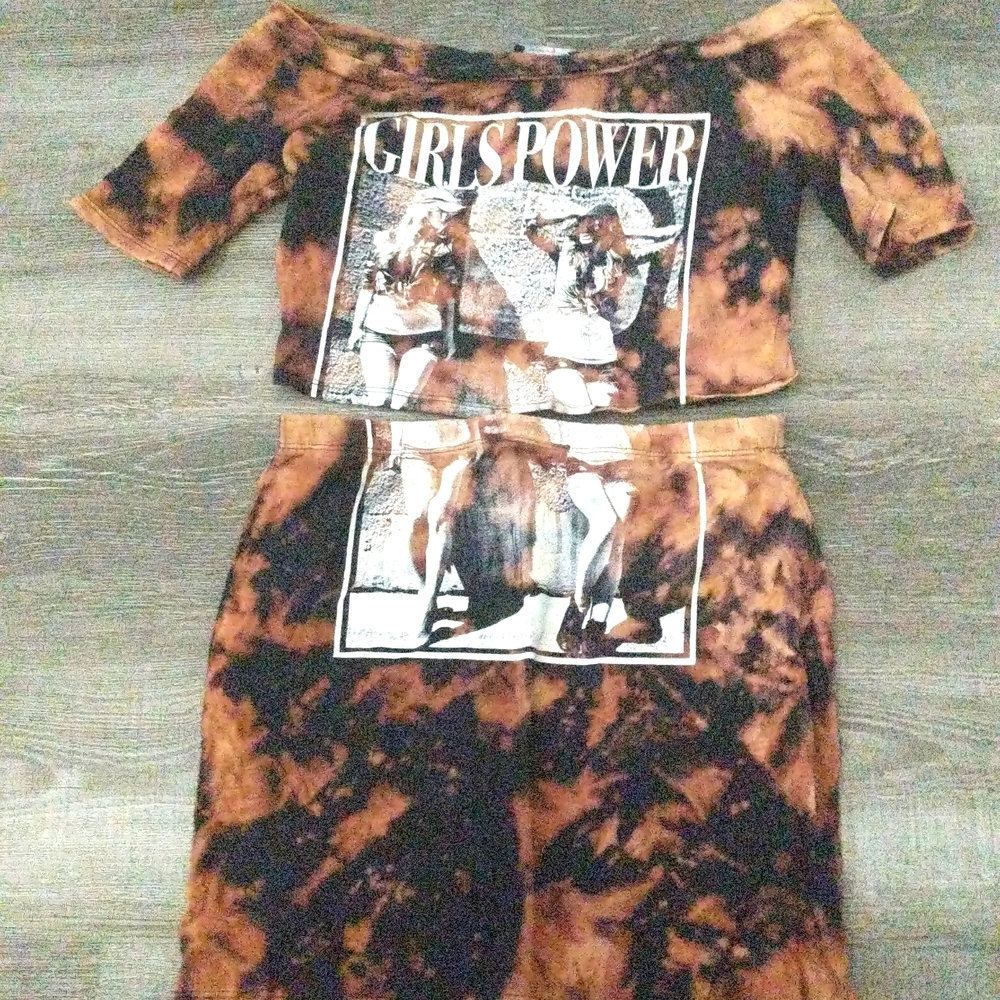 2 pc Girl Power Tye Dye Cropped Top and mini skirt set. Size L